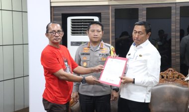 Kapolresta Barelang Turun Langsung Kawal dan Pimpin Pengamanan Unjuk Rasa oleh Koalisi Rakyat Batam dan Driver Ojek Online