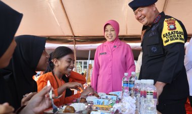 Bakti Sosial Sat Brimob Polda Kepri di SDN 18 Galang: Menyongsong Masa Depan dengan Makanan Sehat