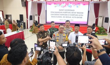 Irjen Pol Yan Fitri Halimansyah Pimpin Rapat Pencanangan Kampung Sehat Madani di Kepri