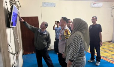 Pengecekan Gudang Logistik Pilkada 2024 oleh Kapolsek Lubuk Baja