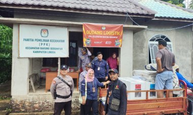 Personel Polres Lingga Laksanakan Pengamanan Dan Pengawalan Pendistribusian Logistik Pilkada 2024