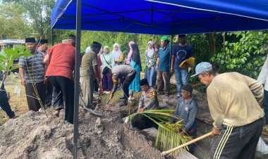 Kompol Andi Sutrisno, A.md. S.H. M.H., Bantu Proses Pemakaman Warga Yang Meninggal Dunia