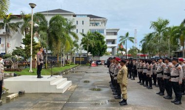 Polresta Barelang Kawal Unjuk Rasa Koalisi Rakyat Batam Terkait Tuntutan Kenaikan UMK 2025 di Graha Kepri
