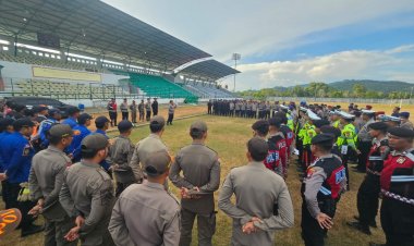 Polres karimun laksanakan pengamanan Amelia Festival Band 2024 yang mendatangkan Guest Star Slank Di Stadion Badang Perkasa