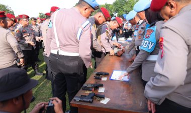 Polda Kepri Gelar Pemeriksaan Senpi untuk Menunjang Profesionalisme dan Keamanan dalam Tugas Kepolisian