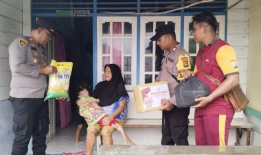 IPTU Hendri, kembali Bagikan Paket Sembako Dari Kapolres Lingga