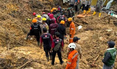 Artha Graha Peduli Bantu Korban Longsor di Perumahan Tiban Koperasi, Batam