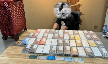 Bea Cukai Batam Gagalkan Penyelundupan Ratusan iPhone di Tengah Libur Nataru