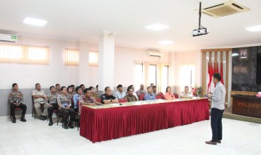 Polresta Barelang  Gelar Kegiatan Binrohtal Rutin Guna Meperkuat Keimanan