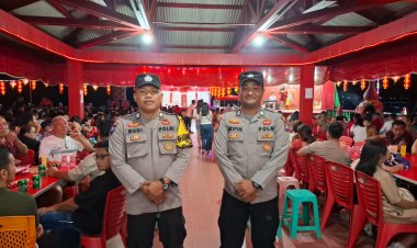 Personel Polsek Daik Lingga Amankan Perayaan Ulang Tahun Kelenteng Yen Tian Santi dan Sembahyang Keselamatan