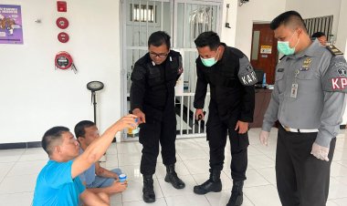 Rutan Batam Gelar Razia Gabungan dan Tes Urin : Komitmen Wujudkan Lingkungan Bebas Narkoba