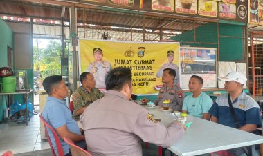 Kapolsek Sekupang Sosialisasikan Kebijakan Kapolda Kepri dalam Jumat Curhat
