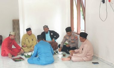 IPTU Henry Gunawan Hadiri Yasinan dan Doa Bersama Pemerintah Kecamatan Singkep Barat Sambut Ramadhan 1446 H Tahun 2025