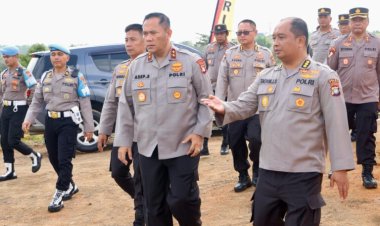 Kapolda Kepri Dukung Ketahanan Pangan, Dampingi Petani dalam Panen Jagung Serentak
