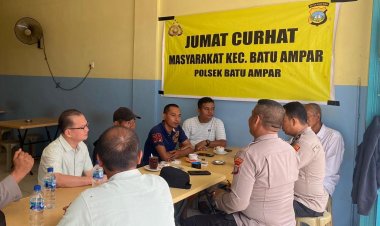 Kapolsek Batu Ampar Gelar Jumat Curhat, Warga Sampaikan Keluhan Kamtibmas