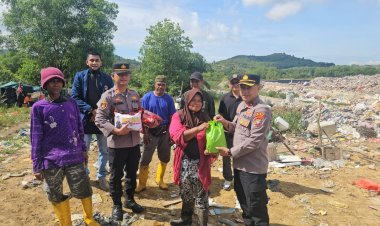 Polres Karimun dan Mahasiswa Gelar Bakti Sosial di TPA Sememal