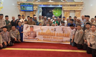 Polresta Barelang Gelar Shalat Tarawih Bersama  di Masjid Nurul Janah Eden Park, Tingkatkan Keimanan dan Sinergi dengan Masyarakat