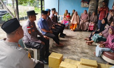 Polsek Sagulung Berbagi Berkah Ramadhan untuk Kaum Dhuafa di Kelurahan Tembesi