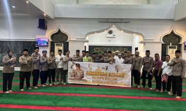 Polresta Barelang Gelar Sholat Tarawih Bersama di Masjid Al Muhajirin, Tingkatkan Keimanan dan Silaturahmi dengan Masyarakat