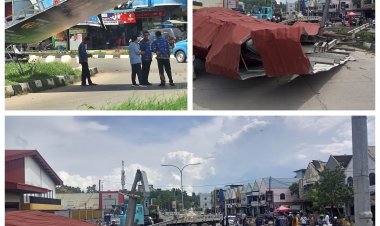 Puting Beliung Terjang Tiban Ciptalend Batam, Baliho dan Bangunan Rusak, Pohon Bertumbangan