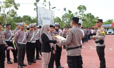 Apel Pergeseran Personel dalam Rangka Pengaman Malam Takbiran dan sholat Idul Fitri 1446 H Tahun 2025