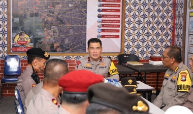 Wakapolda Kepri Tinjau Pos Pengamanan dalam Operasi Ketupat Seligi 2025