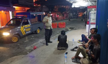 POLSEK BALAI GELAR PATROLI MALAM: CIPTAKAN RASA AMAN DI PUSAT KERAMAIAN KARIMUN