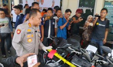 Kapolresta Barelang Pimpin Konferensi Pers Pengungkapan Curanmor di Sagulung, Lima Tersangka Diamankan