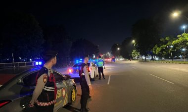 Polresta Barelang Gelar Kegiatan Rutin Yang Ditingkatkan (KRYD) Patroli Cipta Kondisi Untuk Wujudkan Harkamtibmas Di Kota Batam