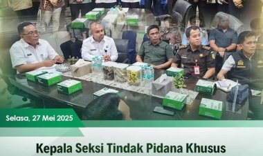 KEJARI BATAM HADIRI SOSIALISASI APLIKASI LAYANAN DATA KEIMIGRASIAN