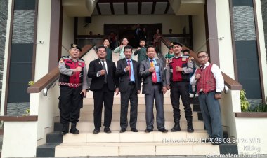 Polsek Batu Aji Monitoring Ibadah Gereja Memperingati Hari Kenaikan Yesus Kristus di Wilayah Kec.Batu Aji