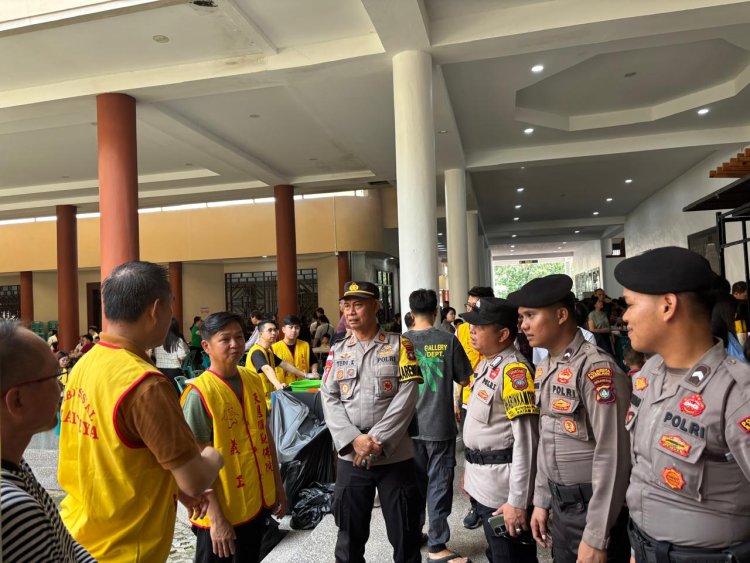 Polresta Barelang Amankan Perayaan Ibadah Waisak 2569 BE Tahun 2025 di Maha Vihara Duta Maitreya Berjalan Aman dan Khidmat