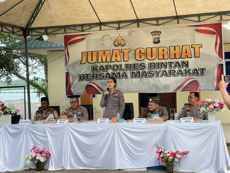 Kapolres Bintan Kunjungi Desa Numbing Untuk Mendengarkan Curhatan Masyarakat
