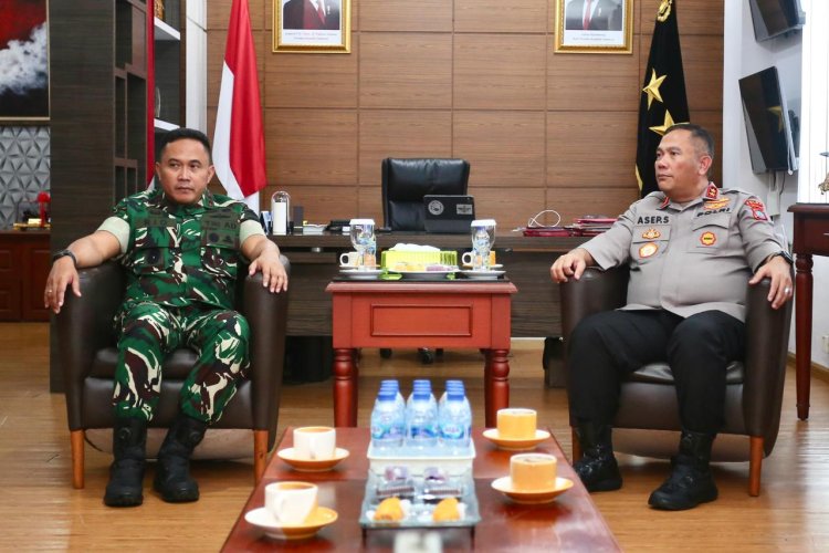 KAPOLDA KEPRI TERIMA KUNJUNGAN SILATURAHMI PANGDAM I/BB DI POLDA KEPRI