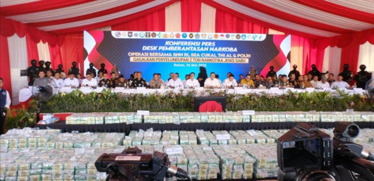Tim Gabungan BNN, Bea Cukai, TNI AL, dan Polri Gagalkan Penyelundupan 2 Ton Sabu Terbesar Sepanjang Sejarah