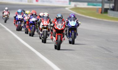 AHRT Dominasi ARRC Sepang, Arbi dan Adenanta Kokoh di Puncak Klasemen