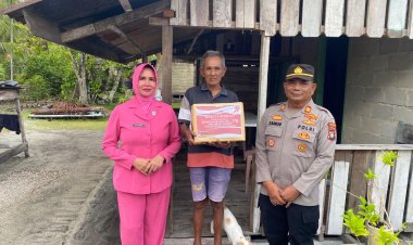 Polsek Dabo Singkep Salurkan 100 Paket Sembako Sambut Hari Bhayangkara ke-79: Polri Untuk Masyarakat