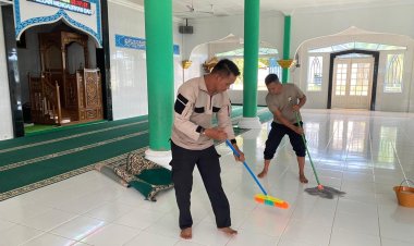 Polsek Dabo Singkep Gelar Bakti Sosial Religi di Masjid Al-Mubarak Bukit Kabung Sambut HUT Bhayangkara ke-79