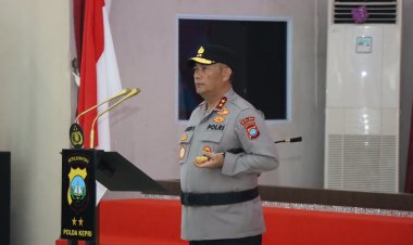 KAPOLDA KEPRI PIMPIN UPACARA PEMULIAAN NILAI LUHUR TRIBRATA SAMBUT HARI BHAYANGKARA KE-79