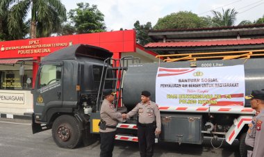 Kapolres Natuna Lepas Penyaluran Air Bersih untuk Masyarakat dalam Rangka Hari Bhayangkara ke-79