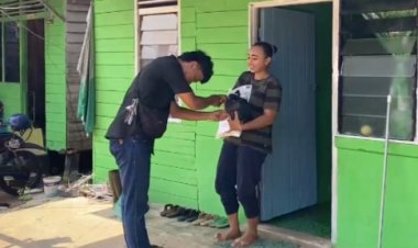 Sentuhan Empati Bhayangkara: Kapolres Lingga Salurkan Bansos kepada Warga Kurang Mampu