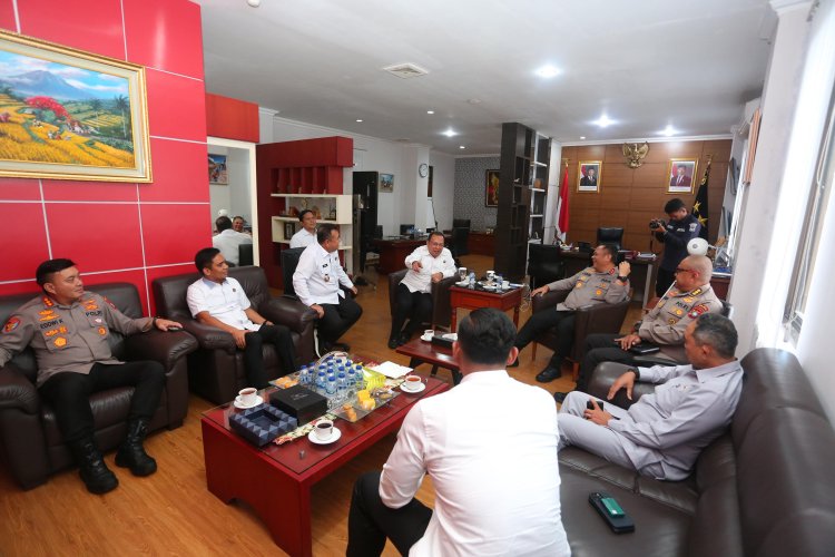 KAPOLDA KEPRI TERIMA KUNJUNGAN SERDIK SESPIMTI POLRI GELOMBANG II TAHUN 2025: BANGUN SINERGI DAN KEPEMIMPINAN