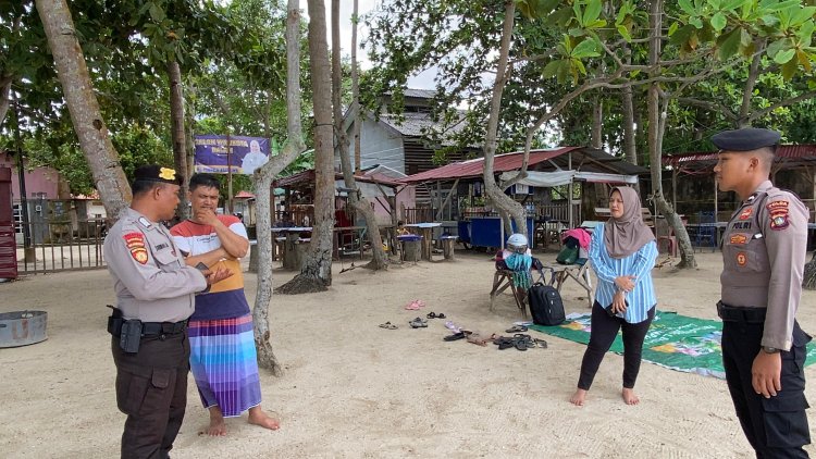 Polsek Nongsa Melaksanakan Pengamanan Obyek Wisata Pantai Dalam Rangka Libur Hari Raya Idul Adha 1446 H/2025 M