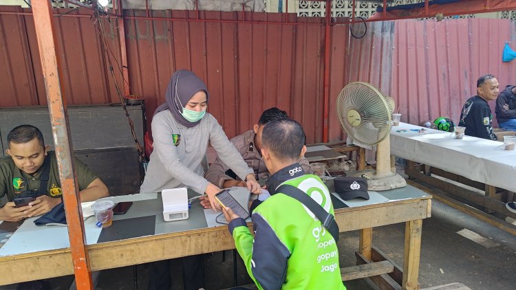 Polresta Barelang Gelar Pemeriksaan Kesehatan Gratis Bagi Pengemudi Ojek Online Dalam Rangka Hari Bhayangkara Ke-79