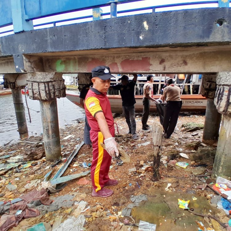 Polsek Bulang Gelar Dua Kegiatan Gotong Royong Sambut HUT Bhayangkara ke-79