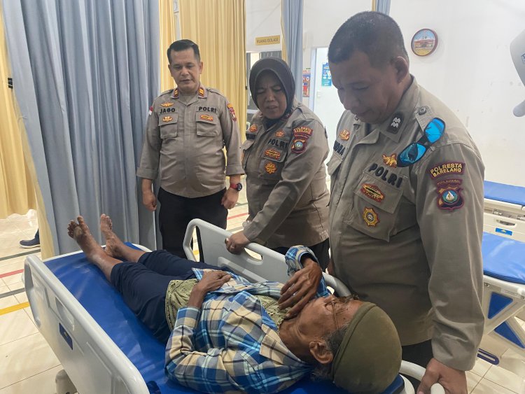 Sat Binmas Polresta Barelang Gelar Bakti Sosial Di Kecamatan Nongsa