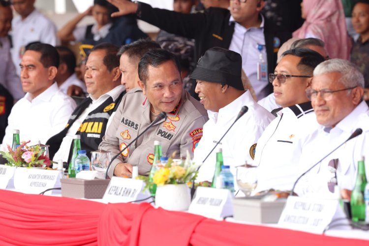KAPOLDA KEPRI HADIRI PEMUSNAHAN 2 TON SABU BERSAMA INSTANSI TERKAIT BANGUN KOMITMEN BERANTAS NARKOTIKA DI KEPULAUAN RIAU