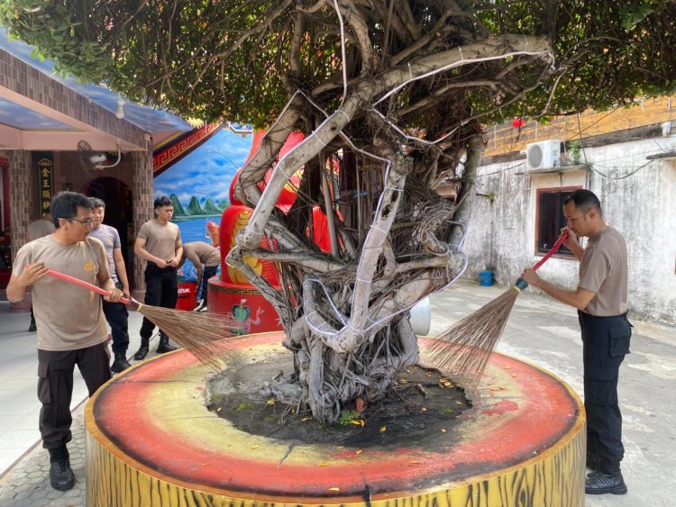Polsek Balai Karimun Gelar Bakti Religi di Tiga Tempat Ibadah Sambut HUT Bhayangkara ke-79
