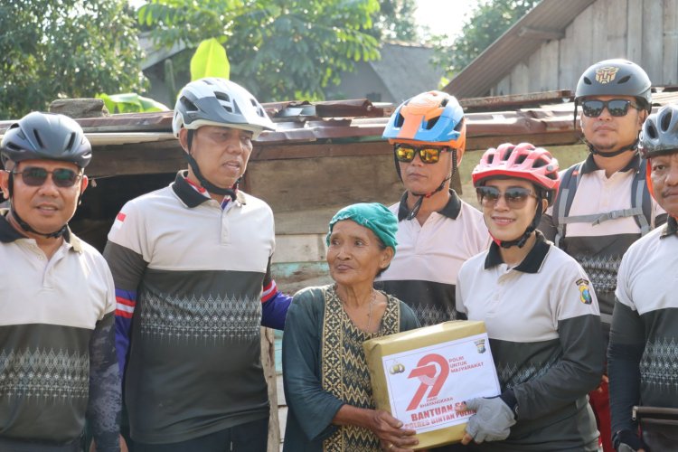 Gowes Kamtibmas, Kapolres Bintan Ajak Anggota Hidup Sehat dan Berikan Bansos Kepada Masyarakat