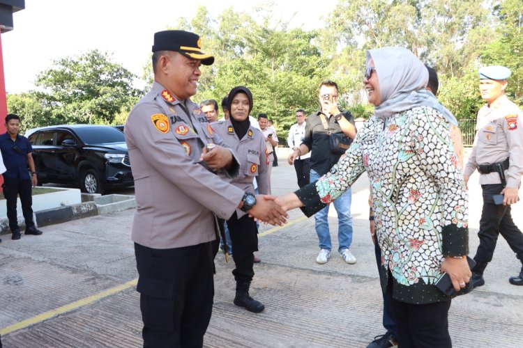 Kapolresta Barelang Menghadiri Kunjungan Tim Kompolnas Ri Di Polsek Batu Ampar